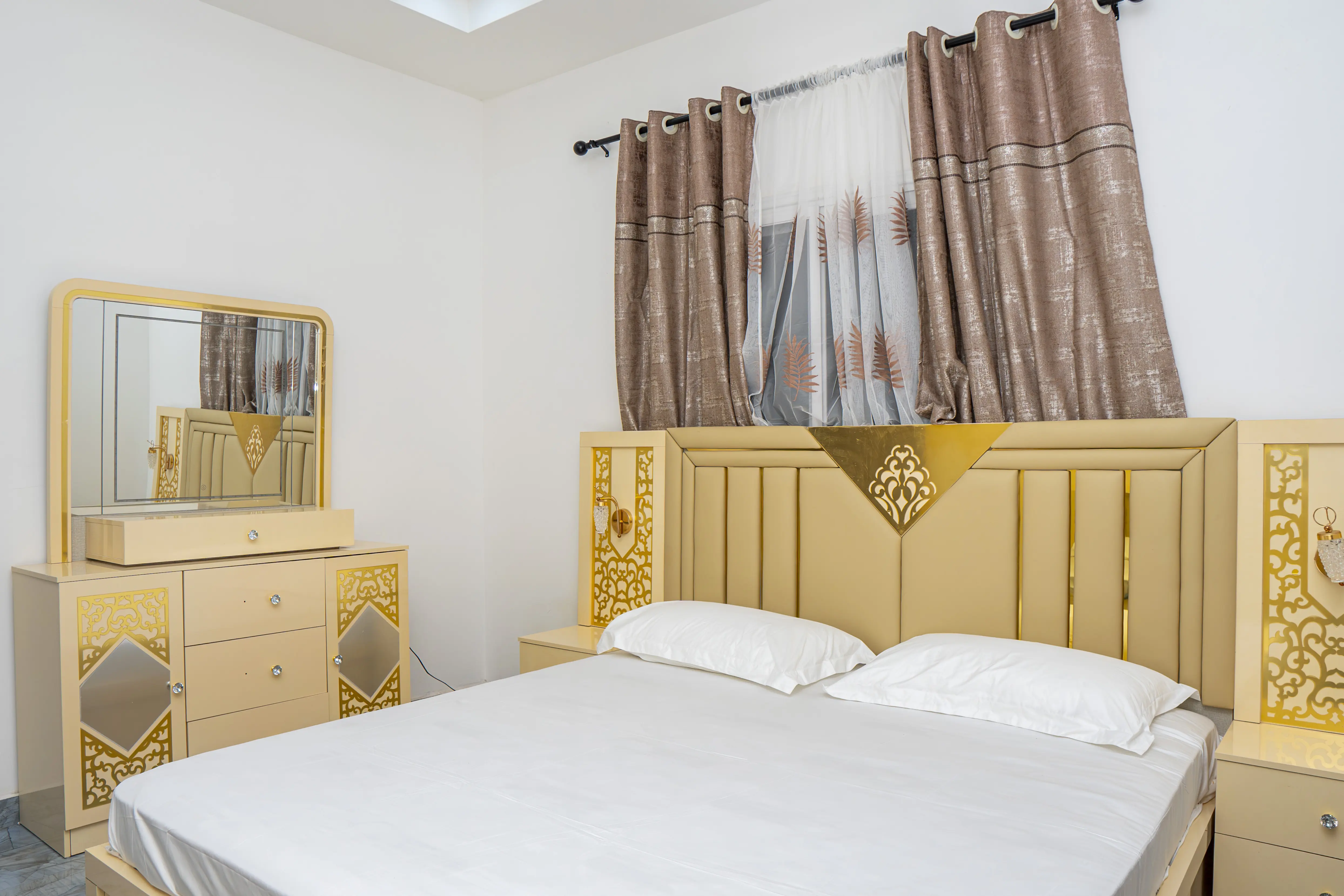 Diamond Edge Apartments731 (Copy).webp