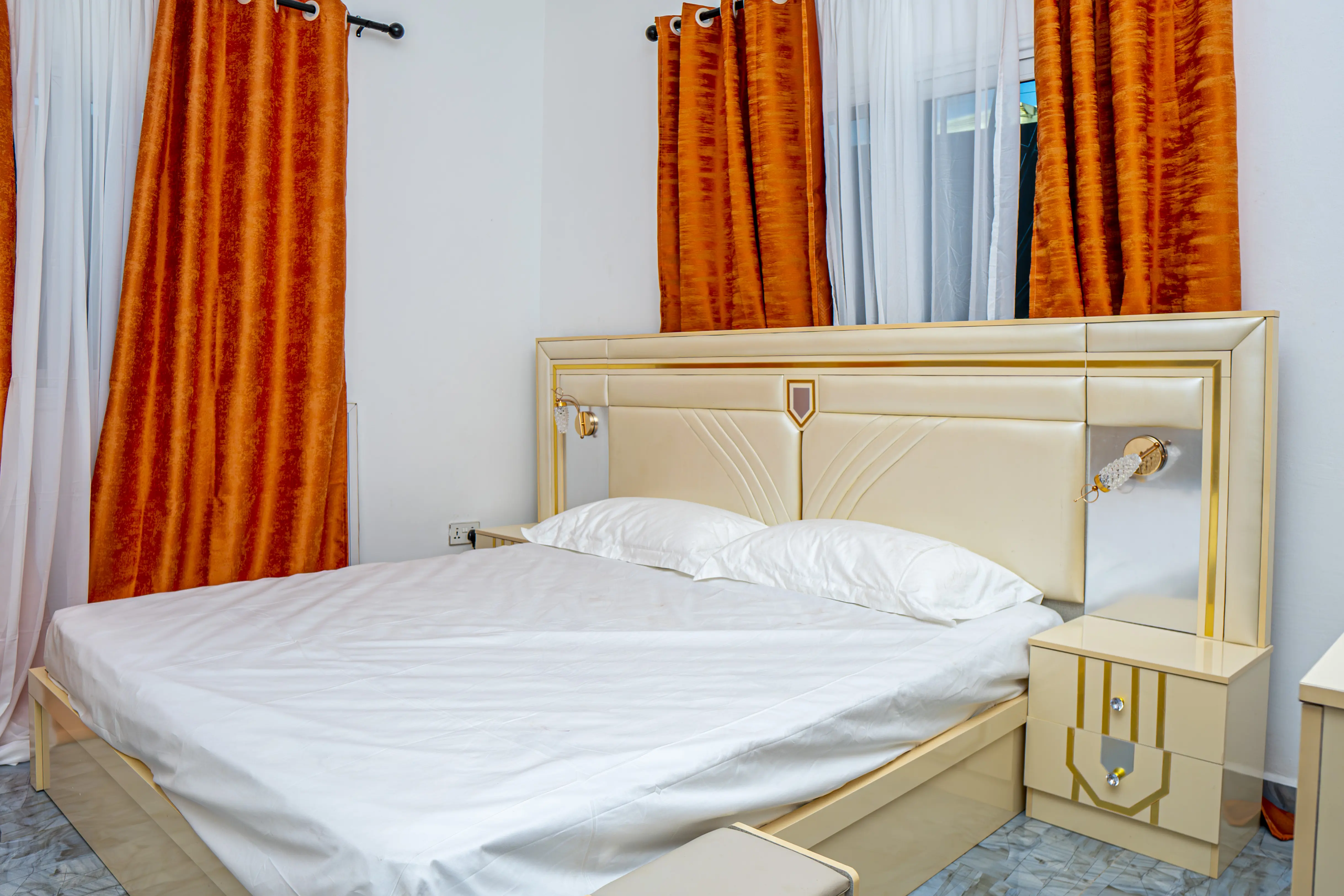 Diamond Edge Apartments41 (Copy).webp