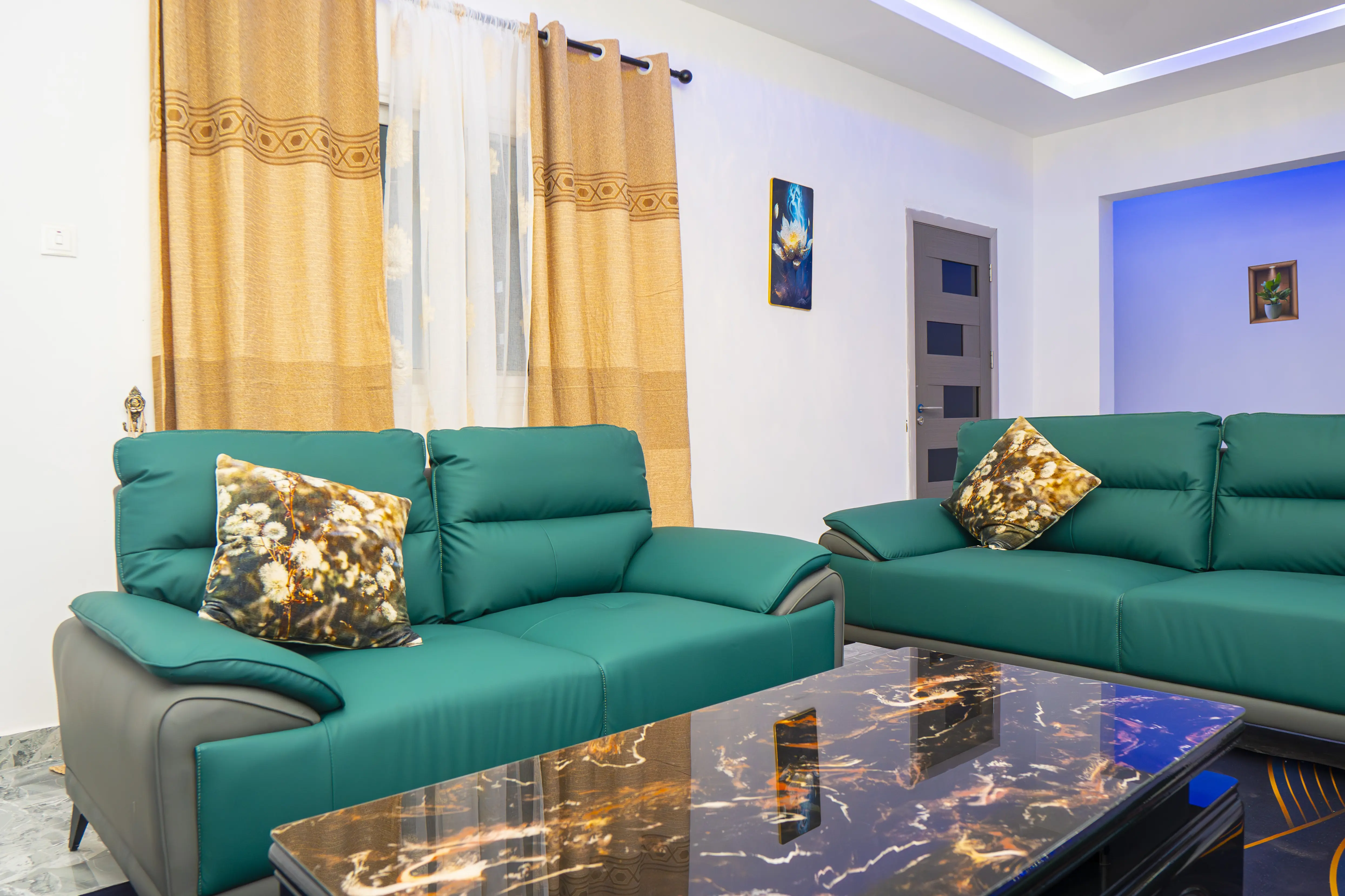 Diamond Edge Apartments991 (Copy).webp