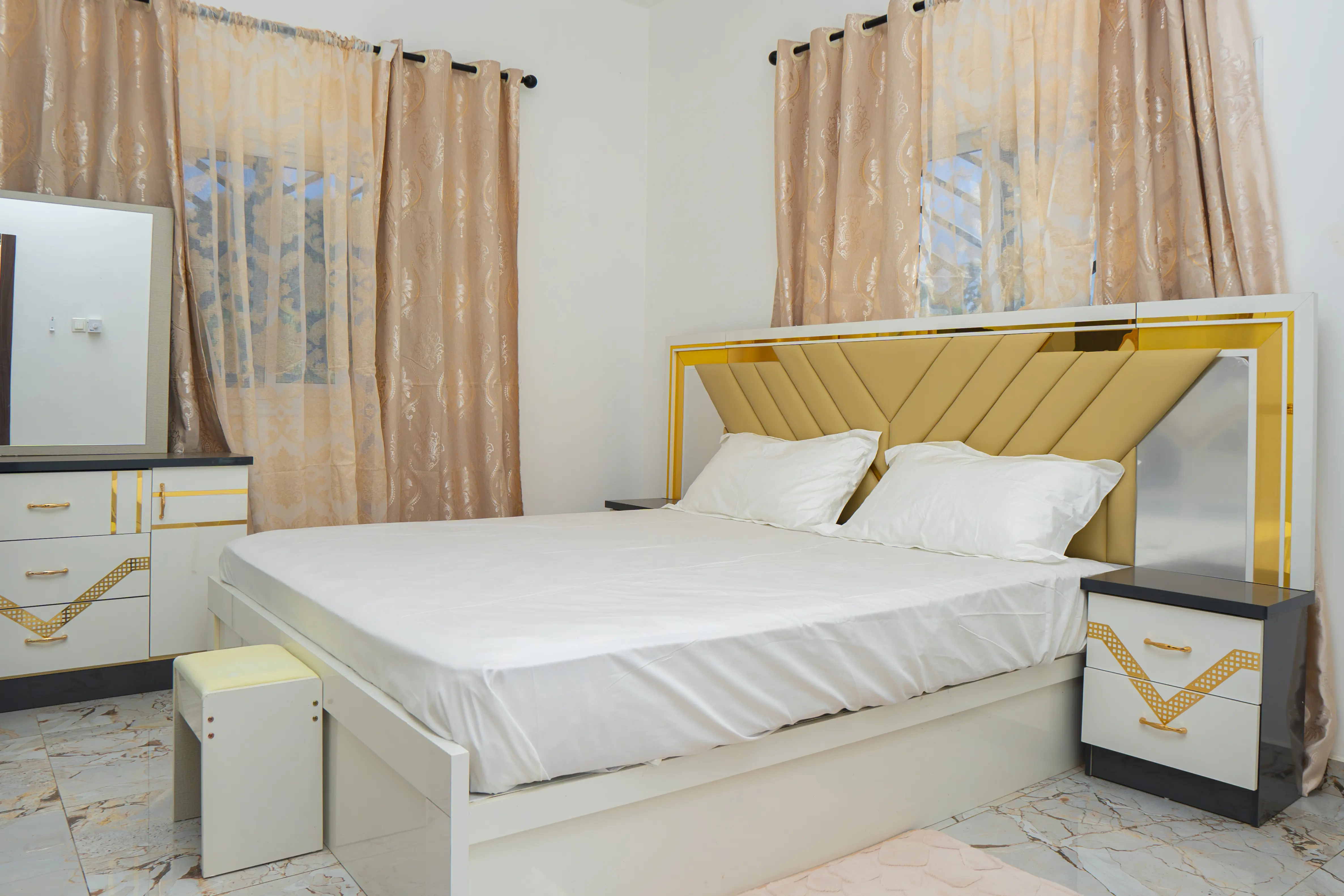 Diamond Edge Apartments951 (Copy).webp
