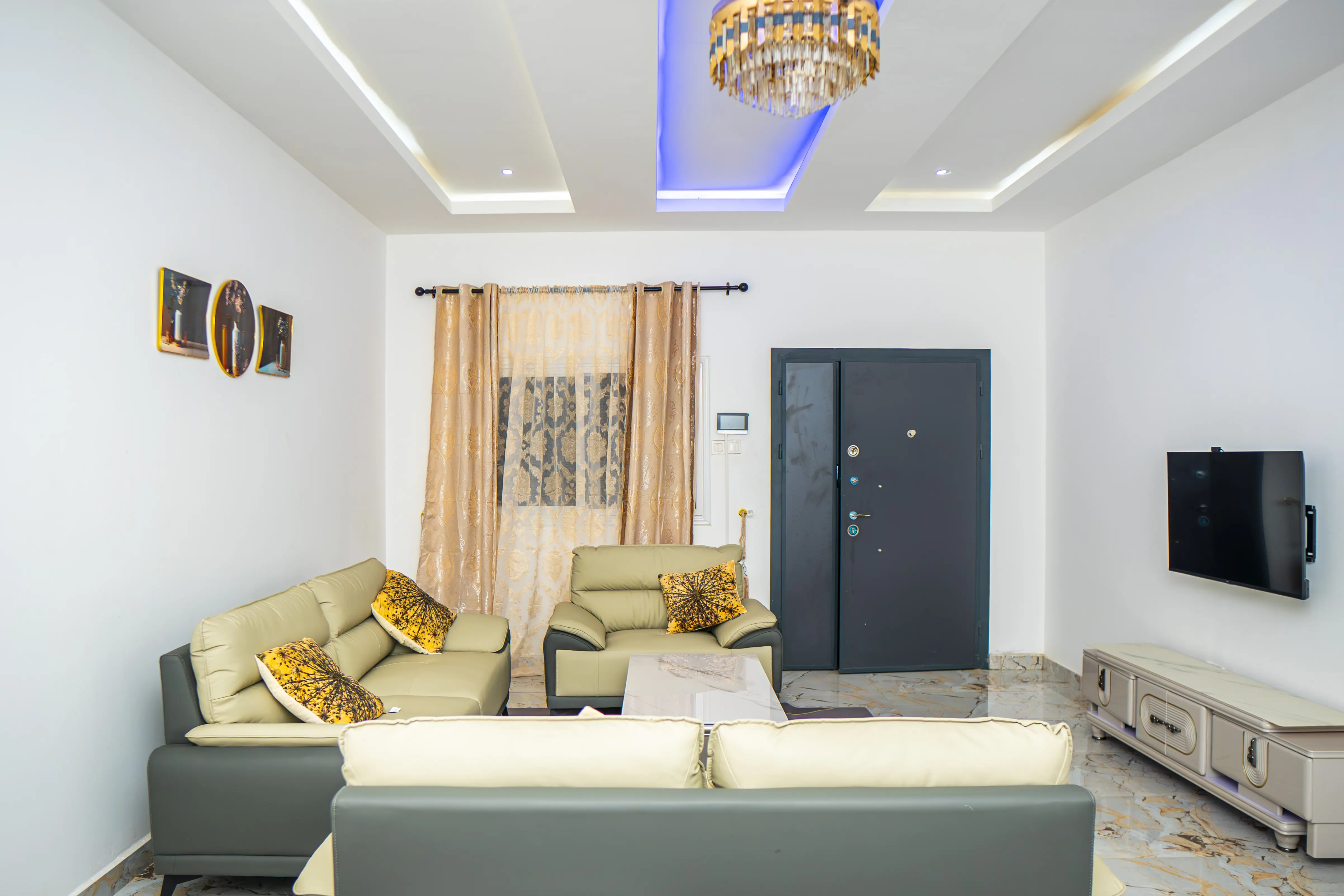 Diamond Edge Apartments291 (Copy).webp